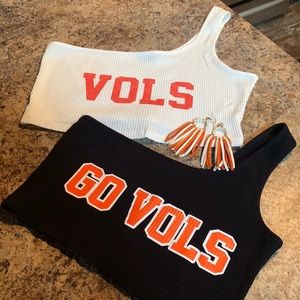 Crop top TN. Vols. Two included in price.